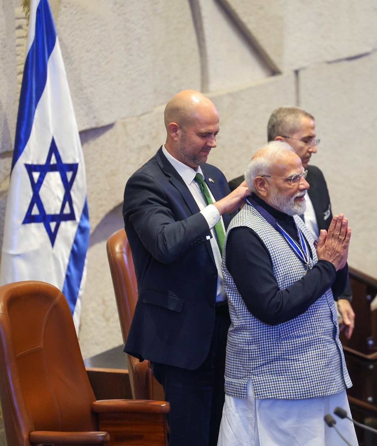 PM Modi receive the Medal of the Knesset
