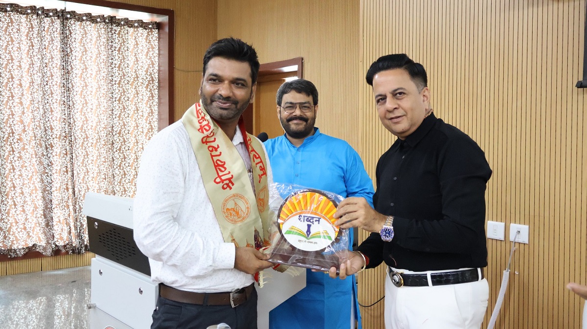 himanshu-dwivedi-shabdan-foundation-varanasi-lecture