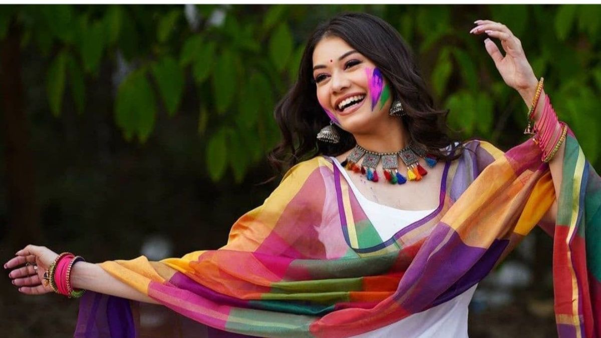 Holi Party Outfit Ideas