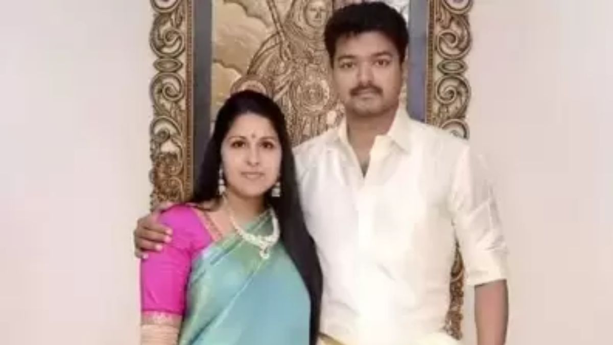 Actor Vijay Wife Files For Divorce