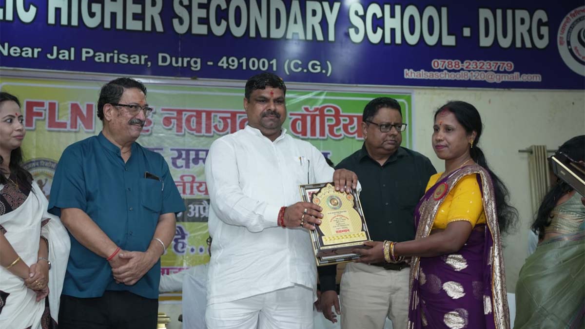 FLN Navajatan Warrior Teacher Award