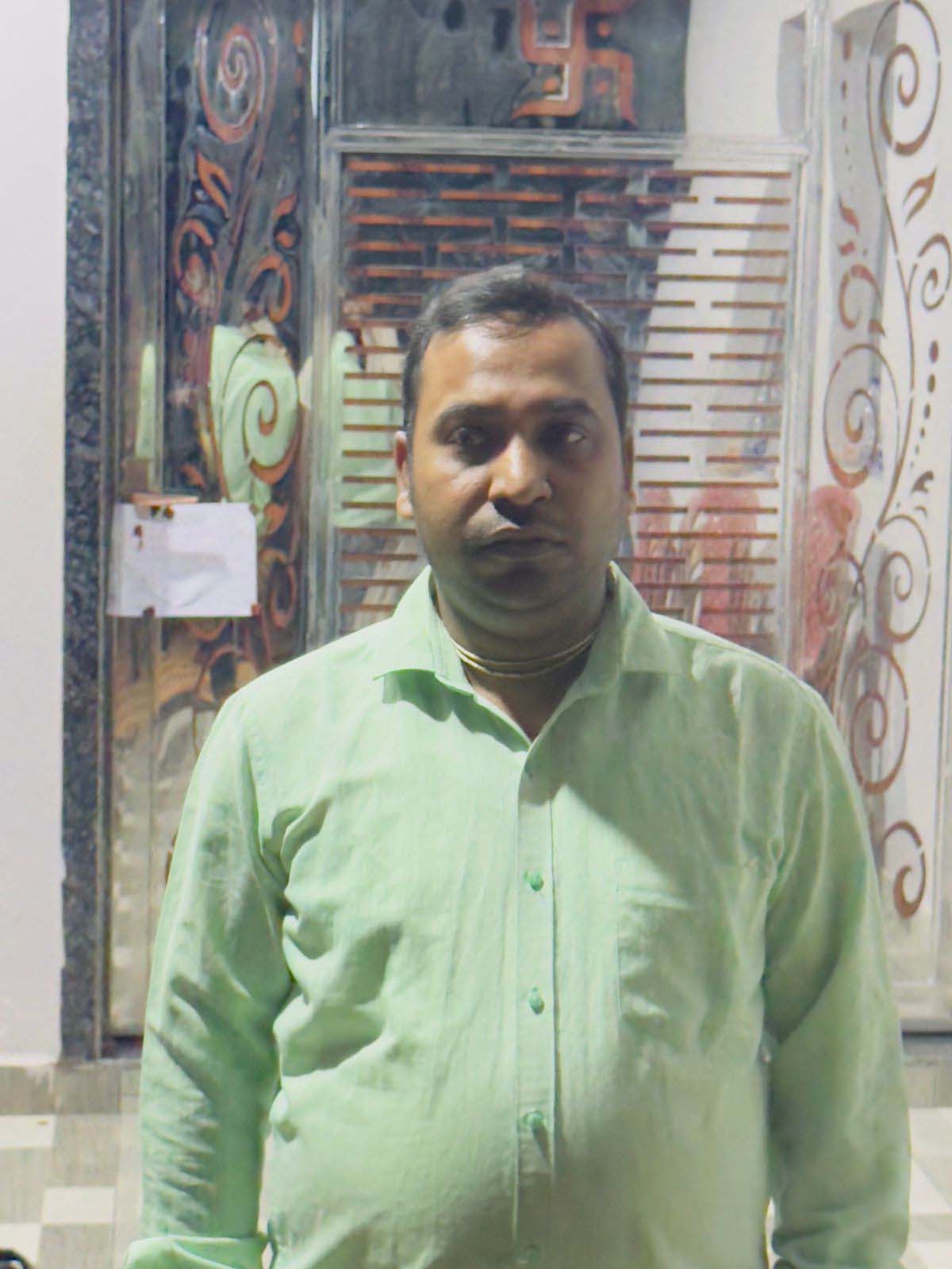 क्लिनिक संचालक क्लिनिक संचालक