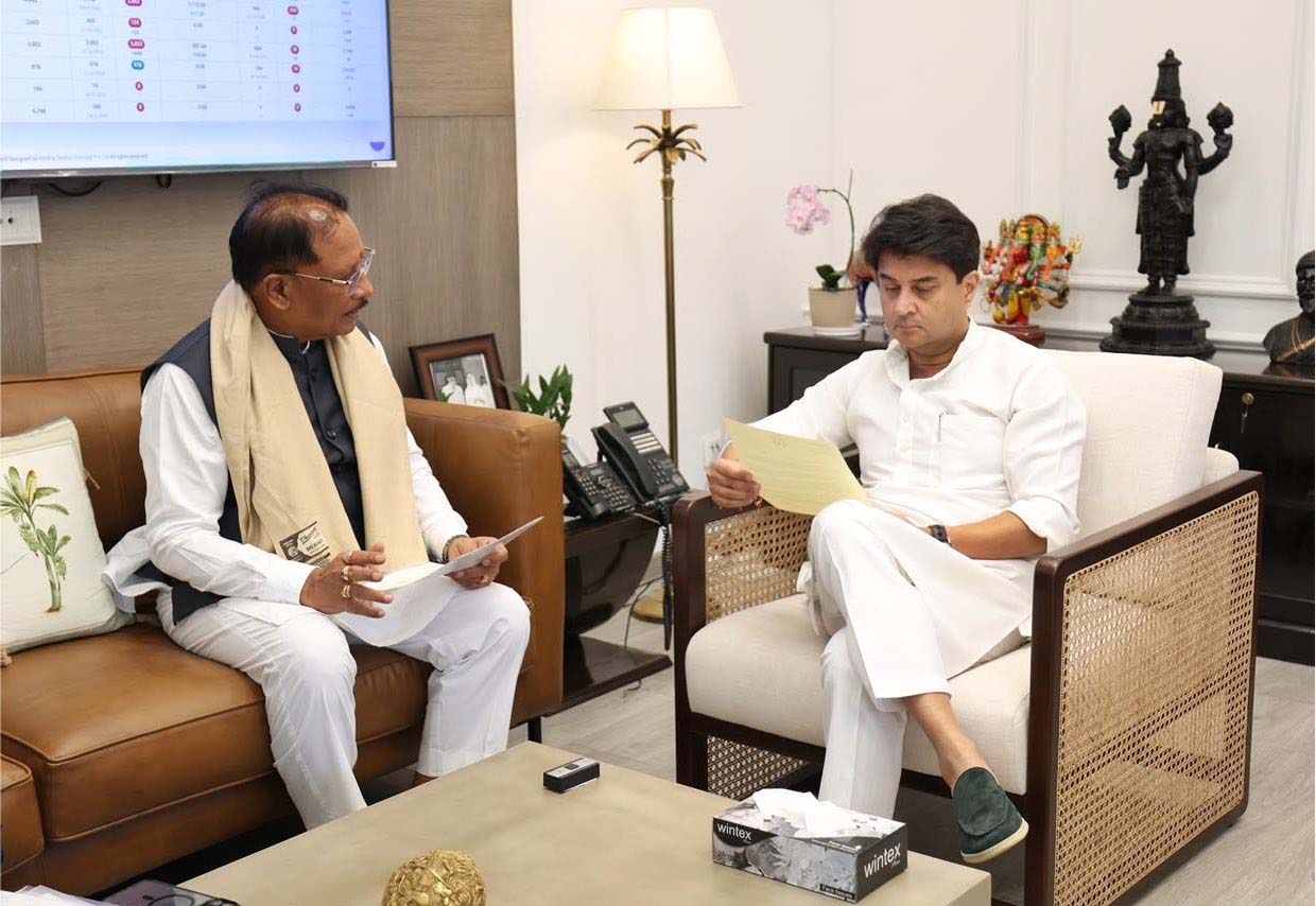 CM Sai meeting Minister Jyotiraditya Scindia