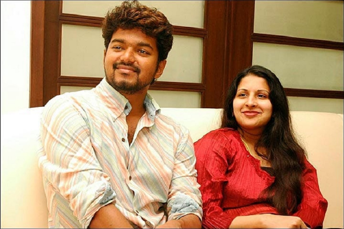 Vijay wife Sangeetha Sornalingam