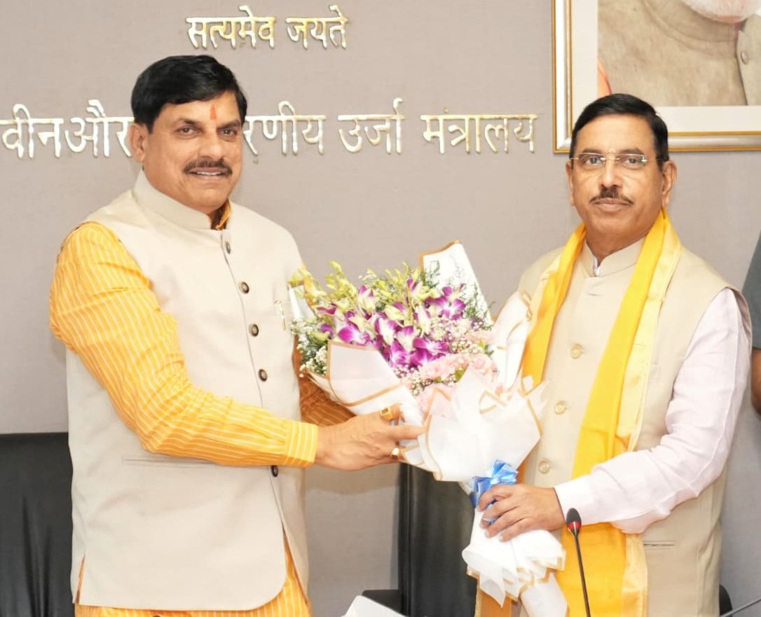 Minister Pralhad Joshi and CM Mohan Yadav